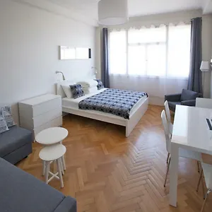 Apartamento Casa Anna Opletalova