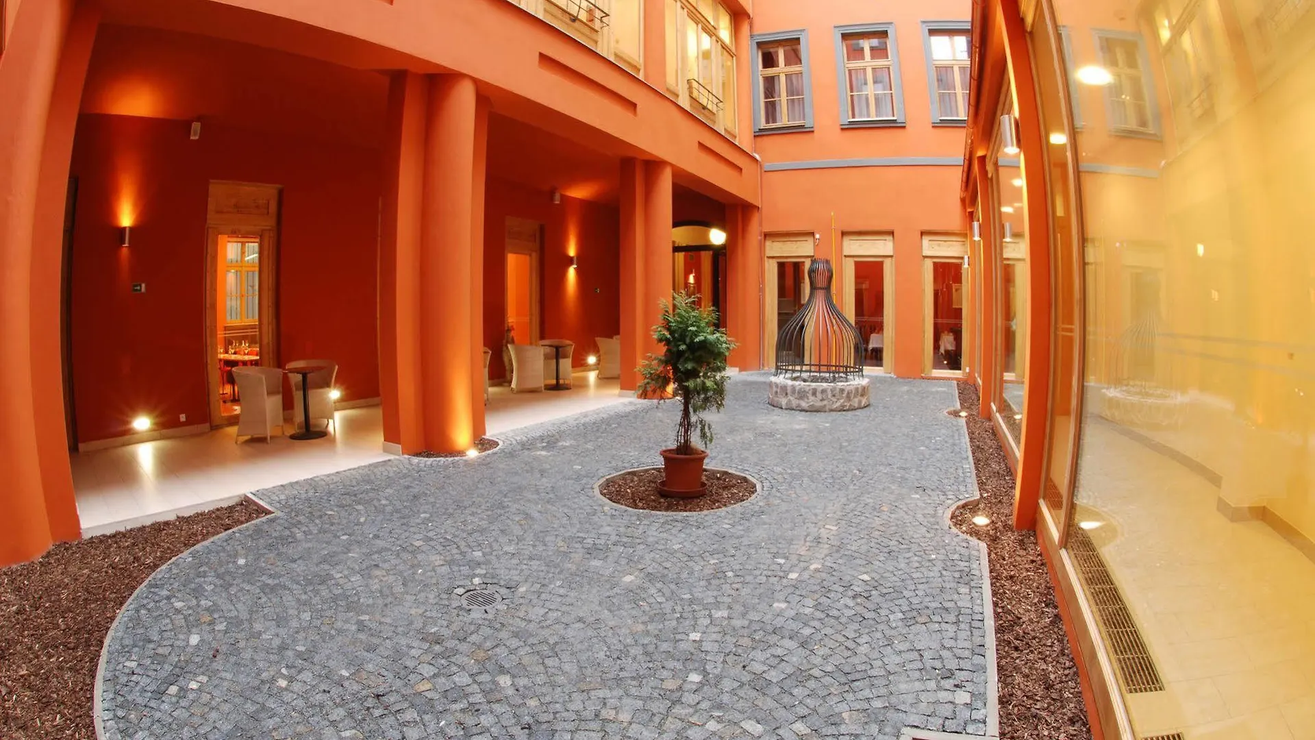 Ea Embassy Prague Hotel