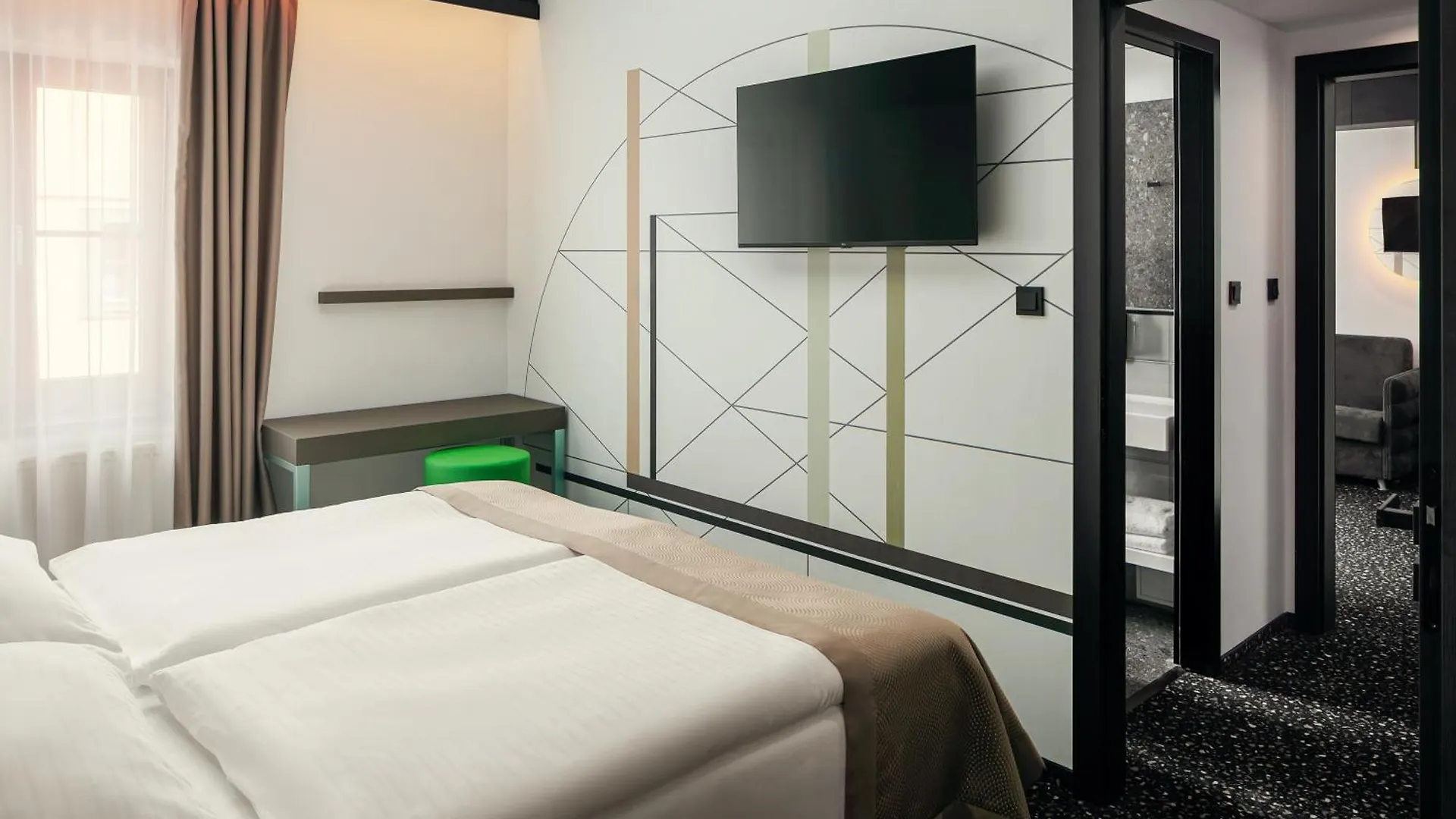 Ea Embassy Prague Hotel